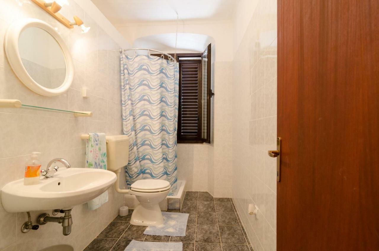 Rooms Mozara Тръстено Екстериор снимка
