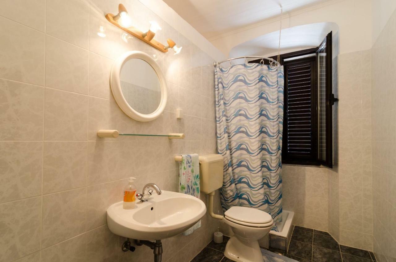 Rooms Mozara Тръстено Екстериор снимка